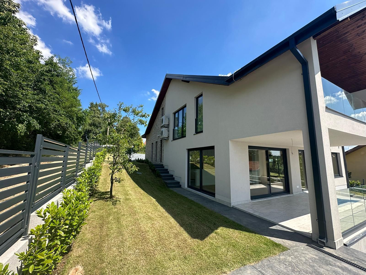 Residential villa - Camelot Construction